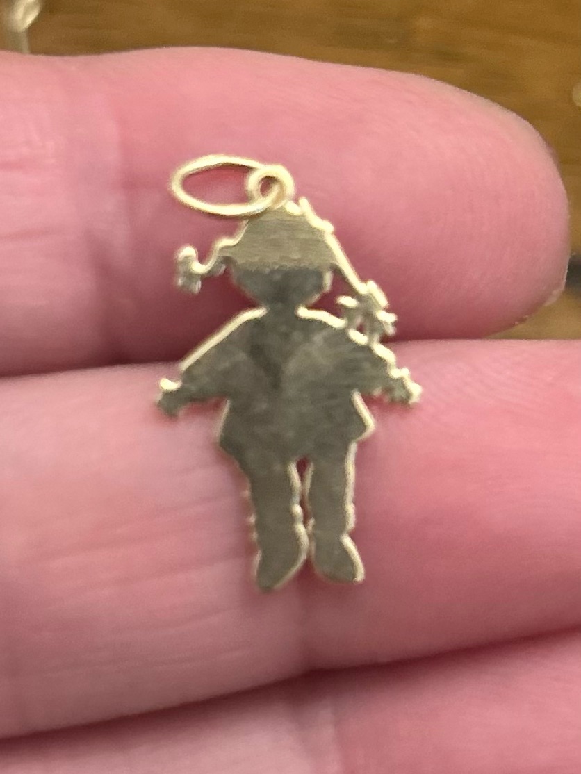 14 Kt Yellow Gold Little Girl Charm Pendant Necklace Marked 14 Kt